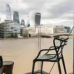 Impeccable Studio In London Long & Short